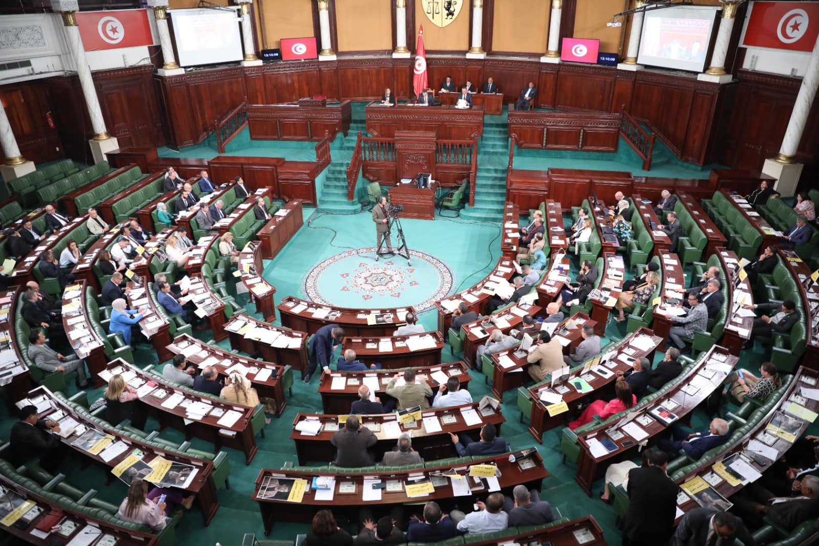 حقيقة الخلاف بين الغرفتين النيابيتين حول الجلسة المشتركة..   نائبان من المجلسين يوضحان لـ"الصباح"